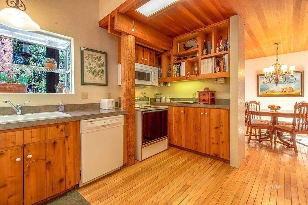 Casa De Los Arboles! Delight & Solitude Abound! Pine Cove Bagian luar foto