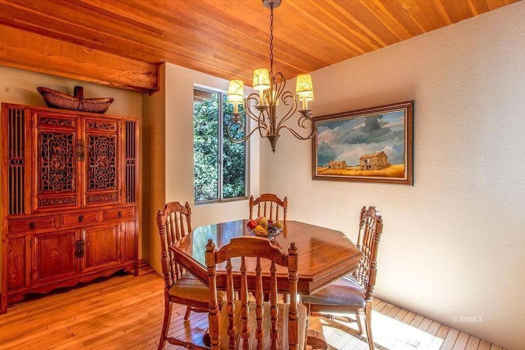 Casa De Los Arboles! Delight & Solitude Abound! Pine Cove Bagian luar foto